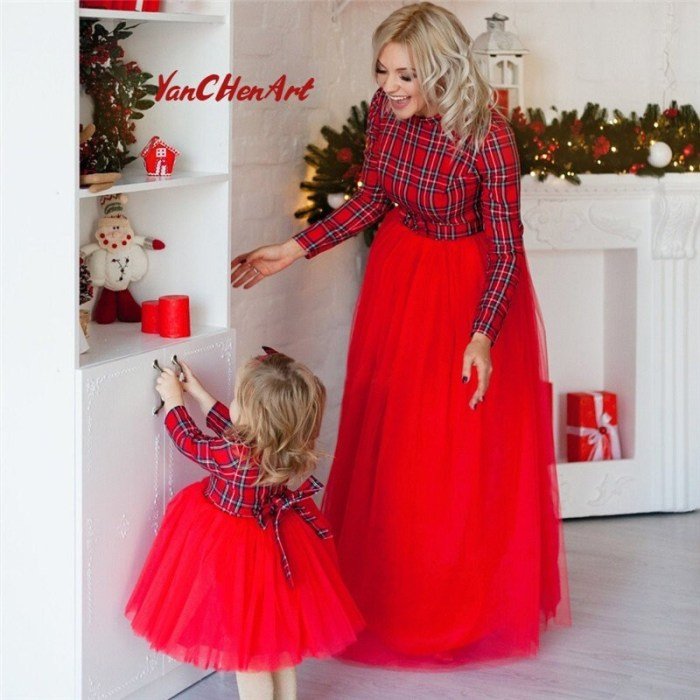 Mother and daughter xmas dresses