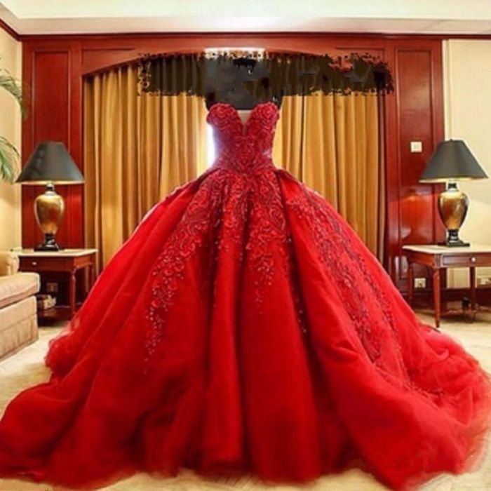 Ball dresses red